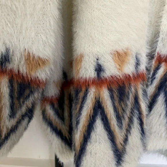 BY ANTHROPOLOGIE | Super Soft Flynn Knit Cardigan | Line & Dot | Size Small - Picture 6 of 8